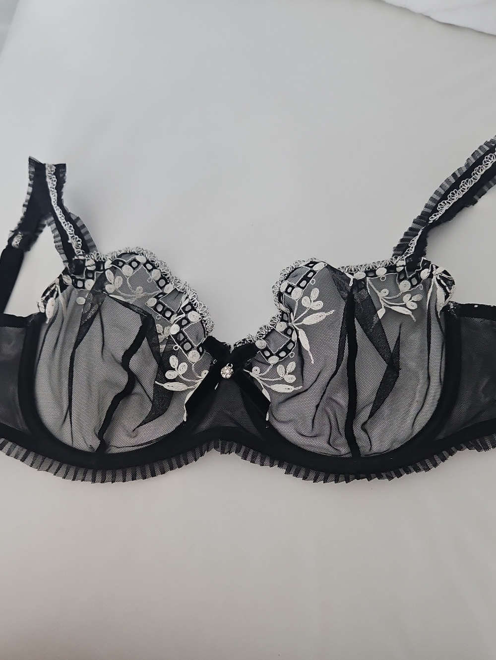 Simone Perele Black Sheer Lace Embroidered Underwire Bra